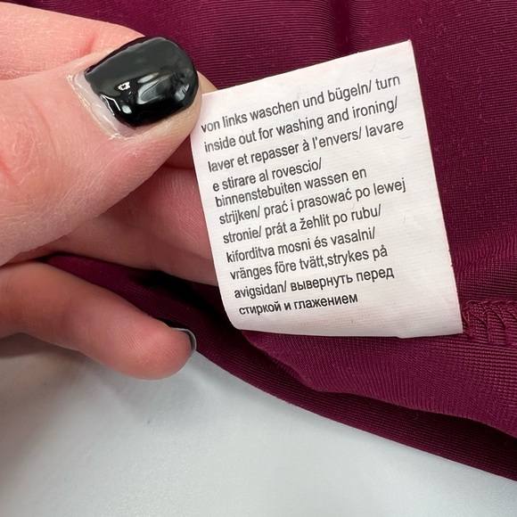 Venus Burgundy Velvet Long Sleeve Bodycon Dress – Size M - Picture 10 of 10